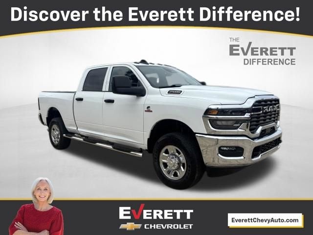 2025 RAM 2500 Tradesman Crew Cab 4x4 6'4" Box in White — front three-quarter view