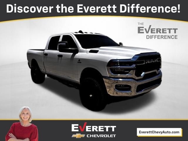 2025 RAM 2500 Tradesman Crew Cab 4x4 6'4" Box in White — front three-quarter view