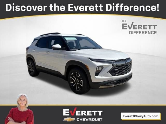 2026 Chevrolet Trailblazer ACTIV in Iridescent Pearl Tricoat — front three-quarter view